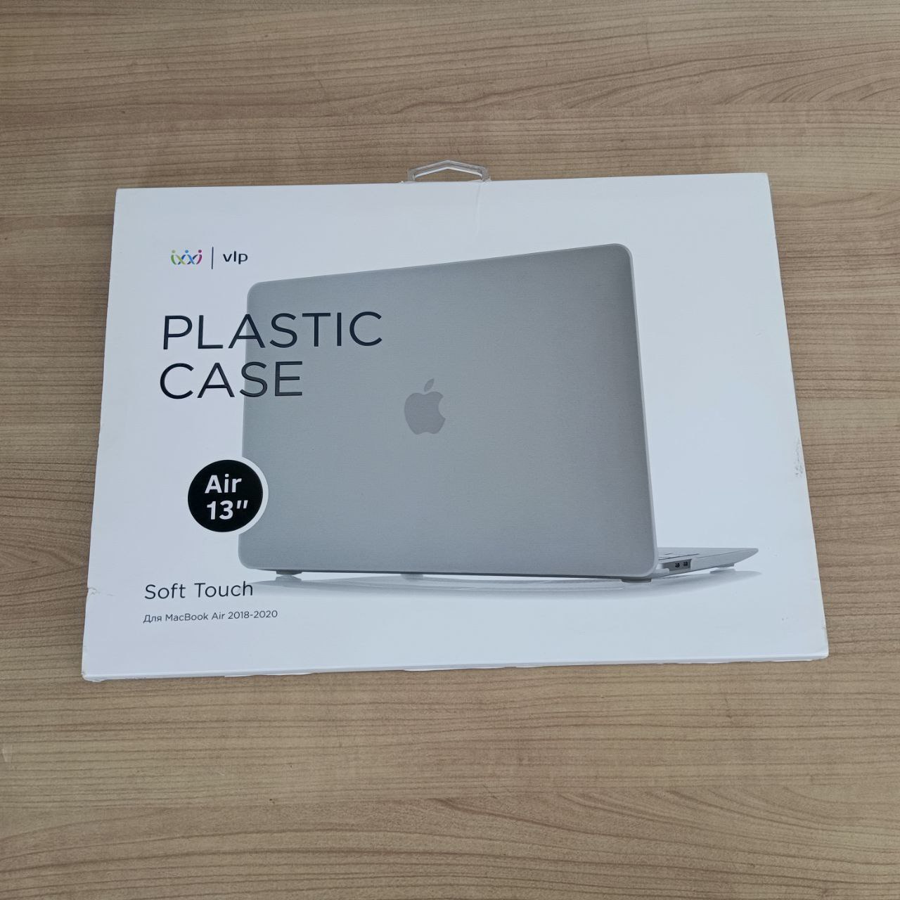 Чехол для ноутбука vlp Plastic Case для MacBook Air 13" 2020, белый Фото 1
