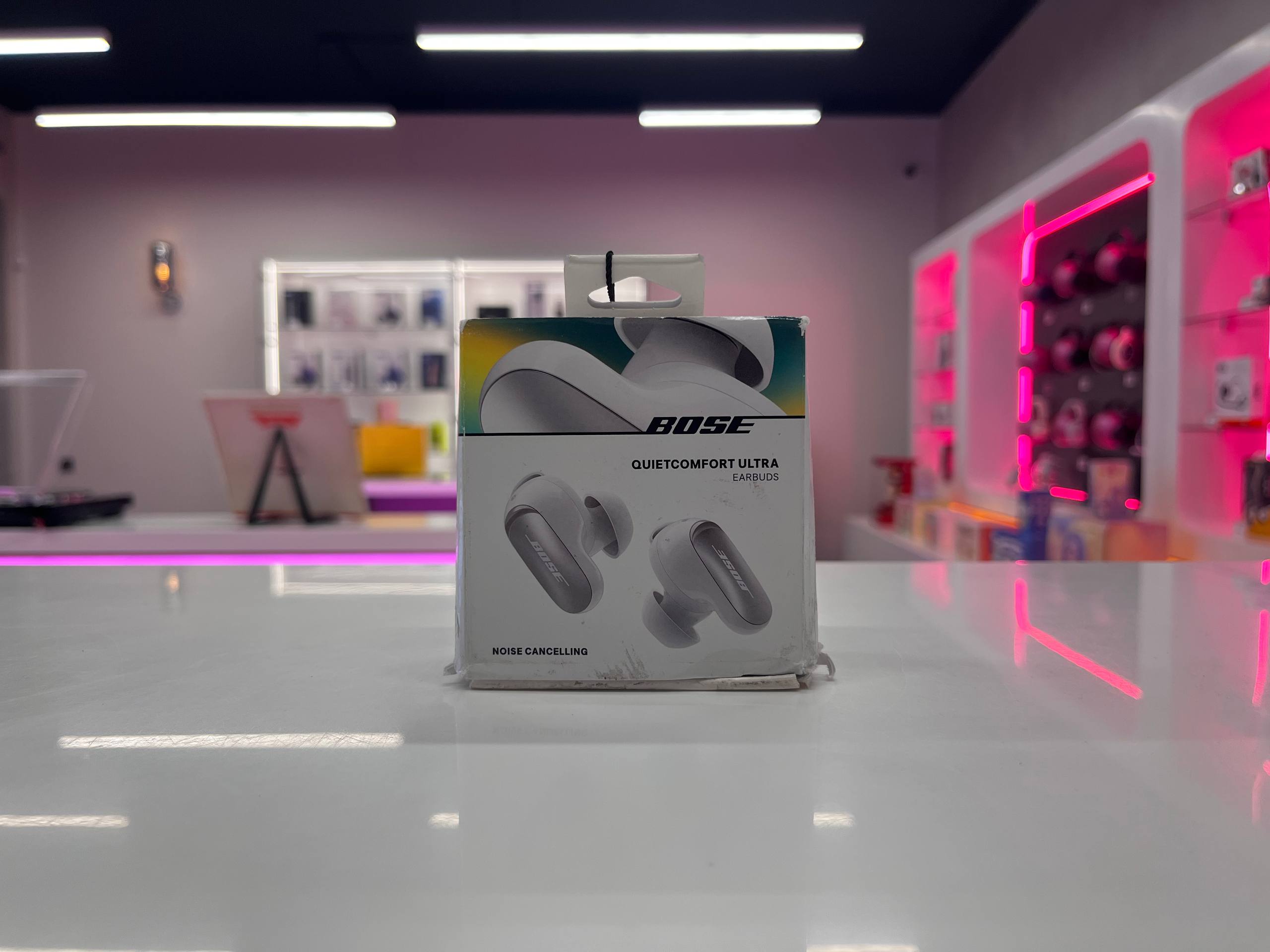 Беспроводные наушники Bose QuietComfort Ultra Earbuds, белый Фото 1