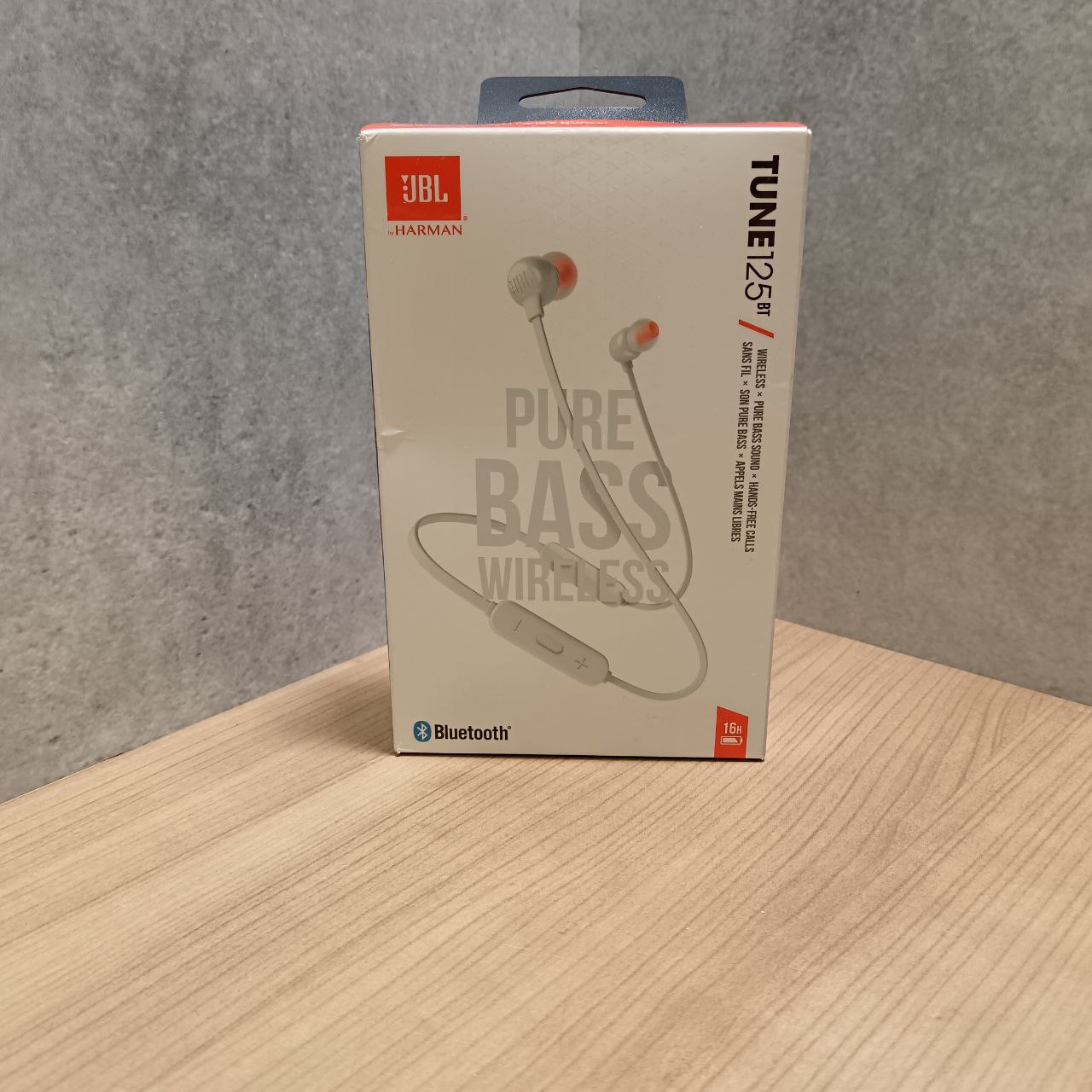 Наушники JBL TUNE 125BT, белый Фото 1