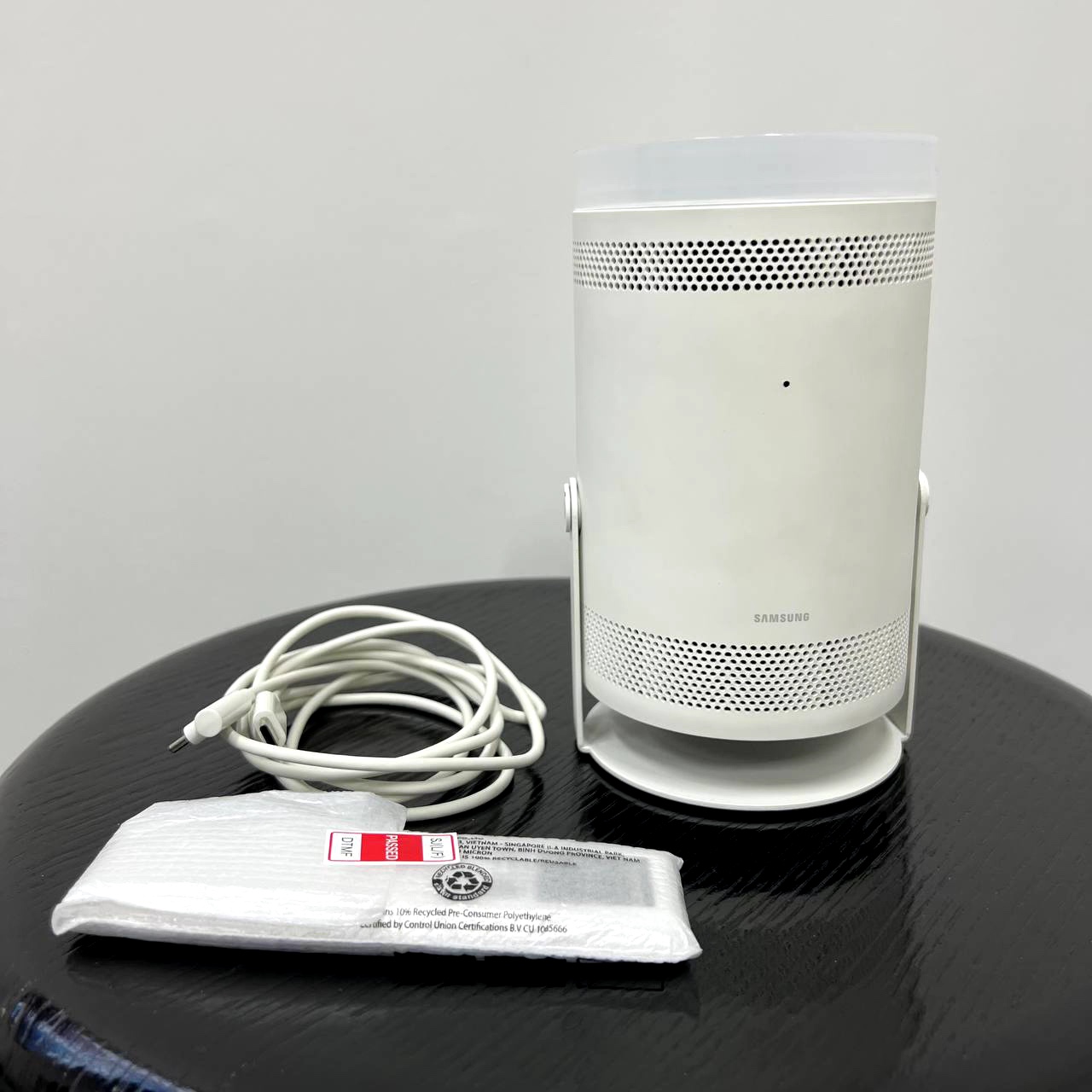 Проектор Samsung LSP3B The Freestyle Full HD Фото 5