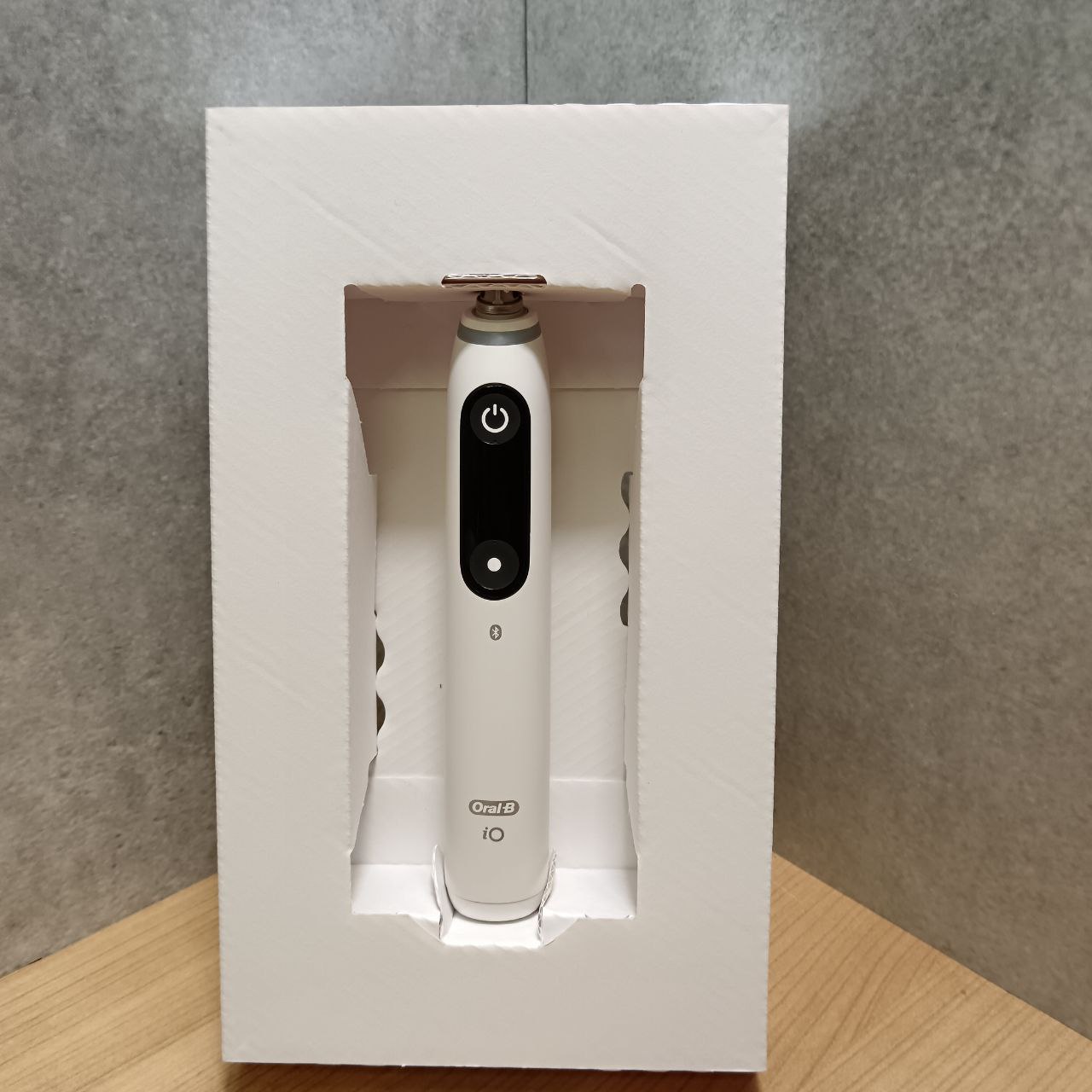 Oral-B iO 8, белый Фото 2