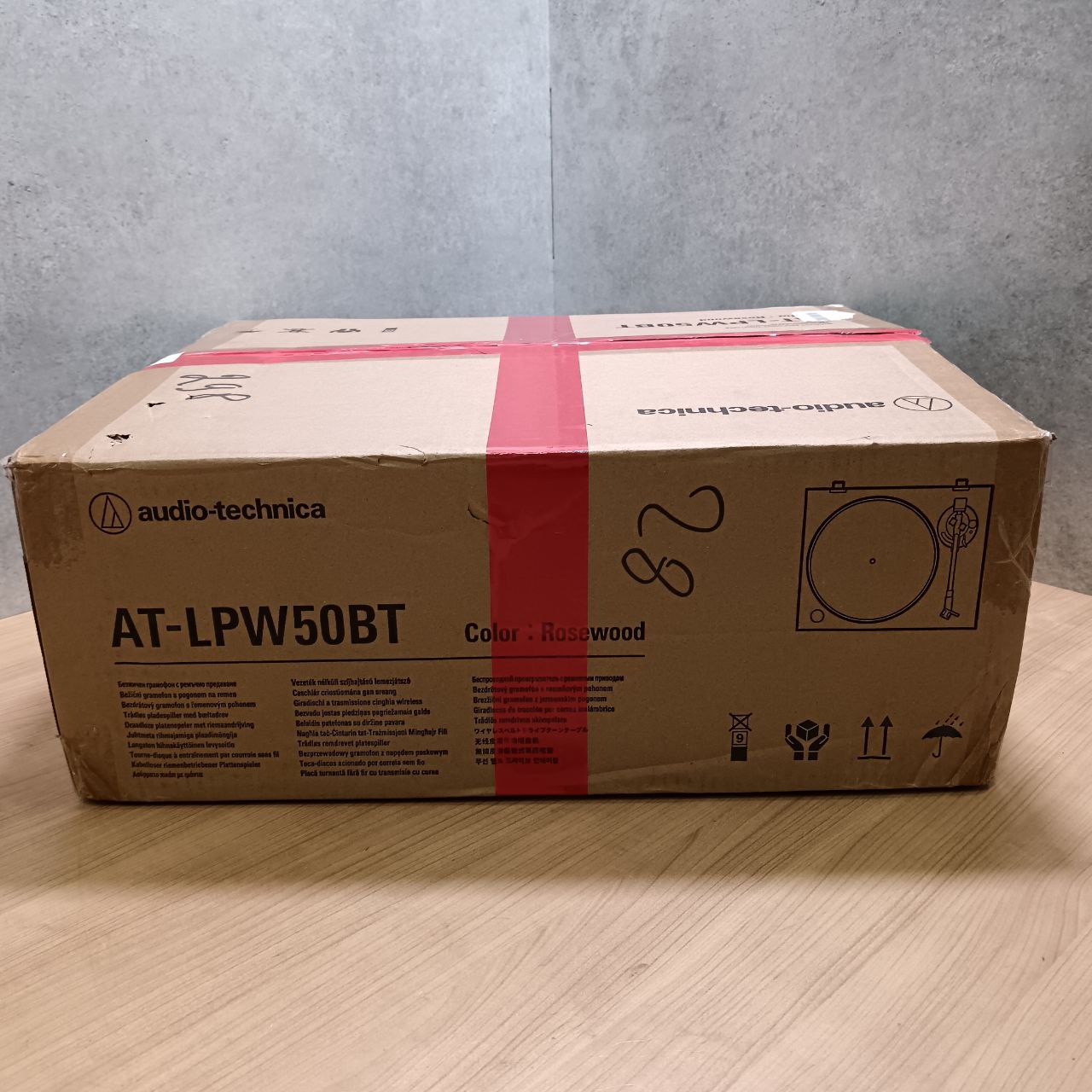 Audio-Technica AT-LPW50BTRW, черный Фото 1