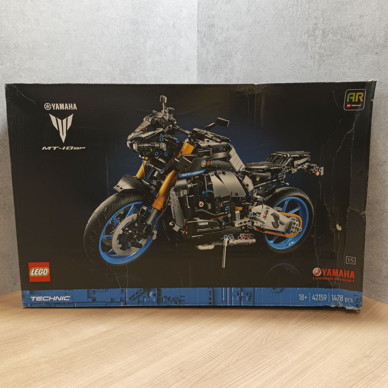 Конструктор LEGO Technic 42159, Yamaha MT-10 SP Фото 1