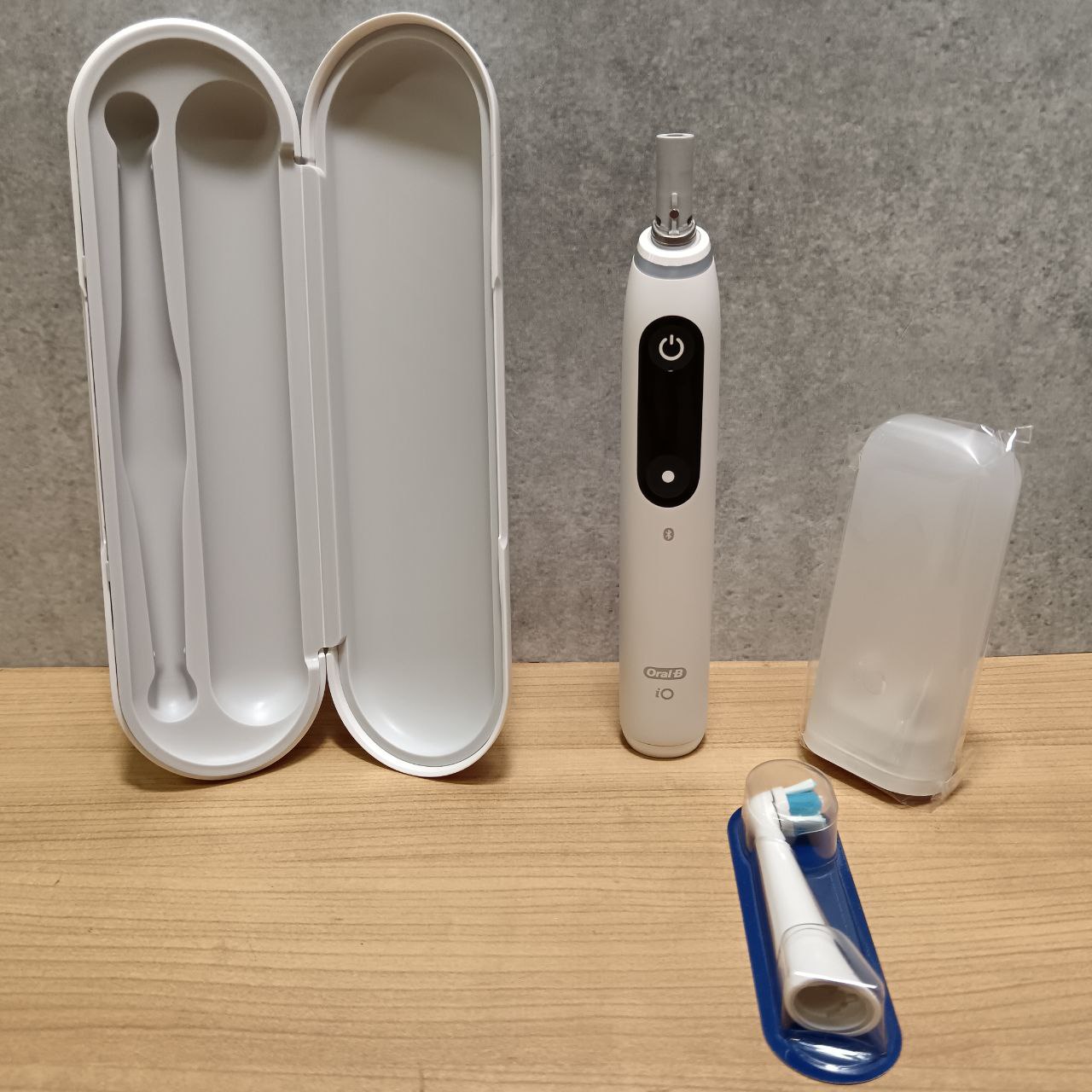 Oral-B iO 8, белый Фото 3