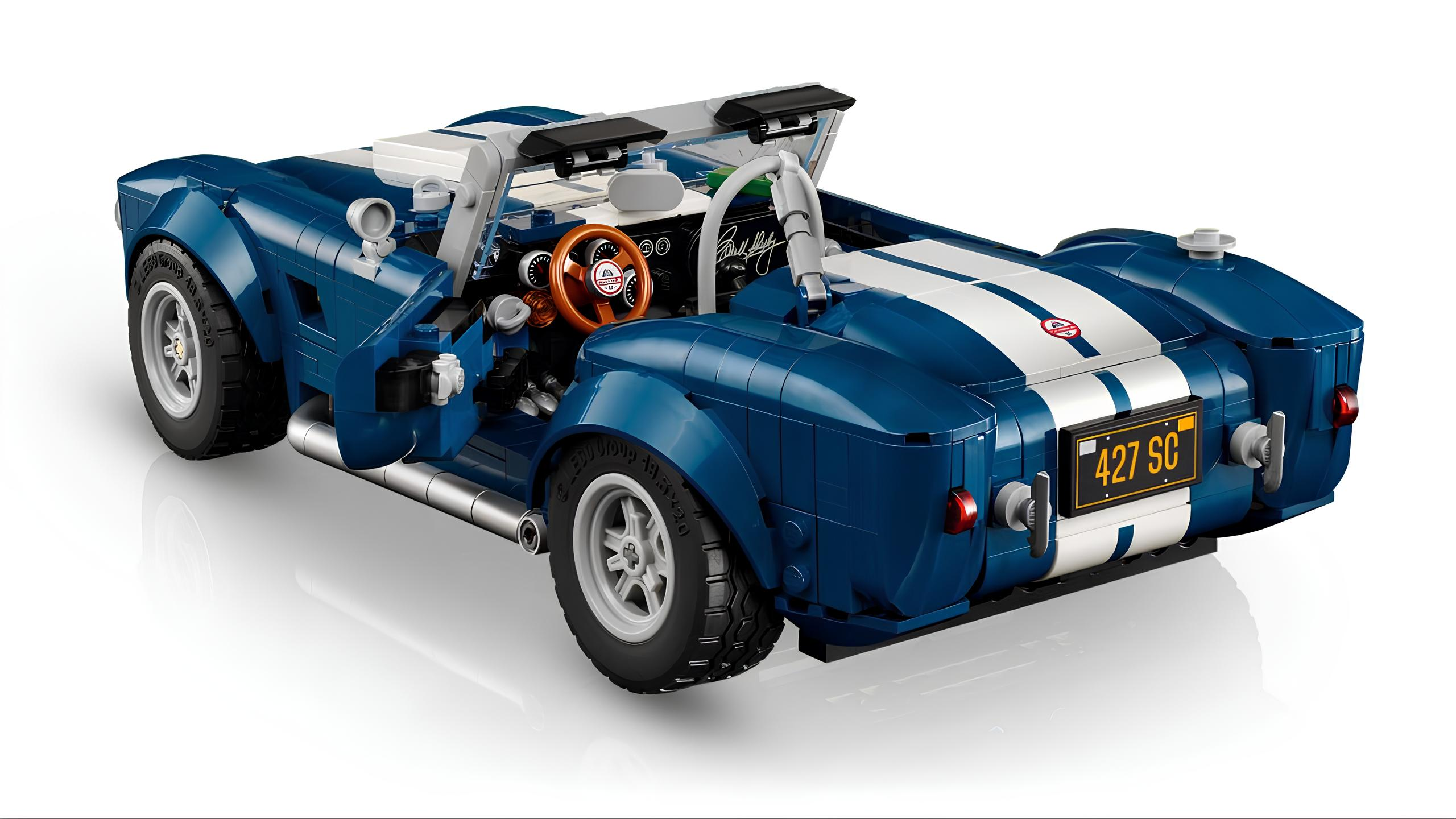 Конструктор LEGO Icons 10357 Shelby Cobra 427 S/C Фото 2
