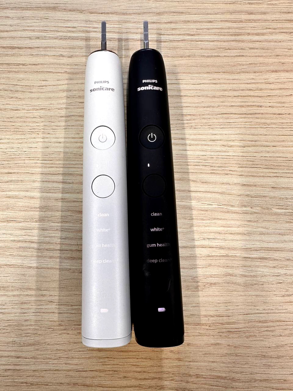 Электрическая зубная щетка Philips HX9914/57 Sonicare Diamond Clean Фото 2