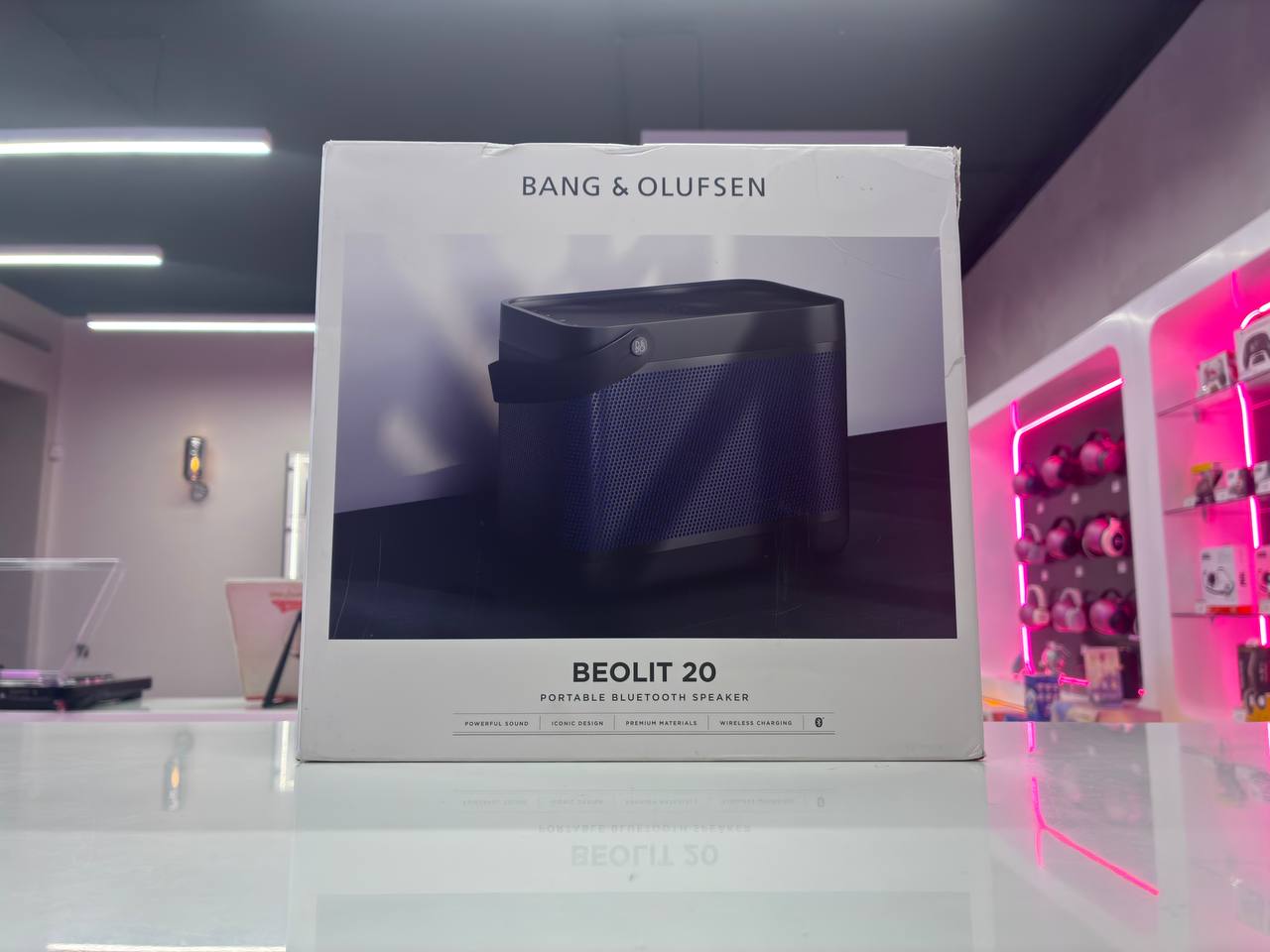 Bang & Olufsen Beolit 20, черный Фото 1