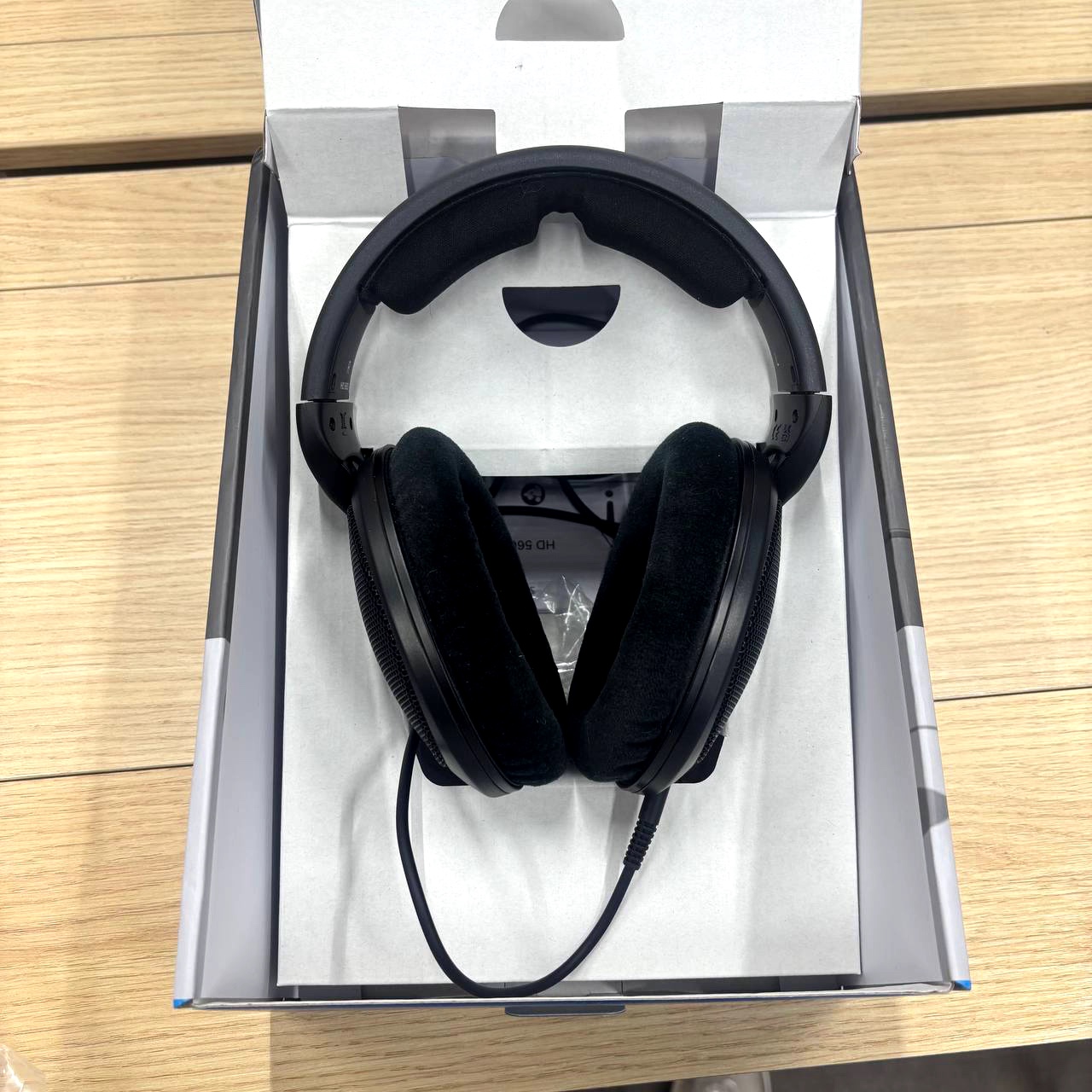 Наушники Sennheiser HD 560S, черный Фото 3