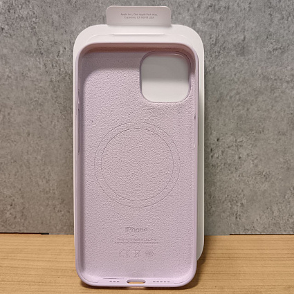 Чехол для смартфона Apple iPhone 14 Silicone Case with MagSafe, лиловый Фото 4