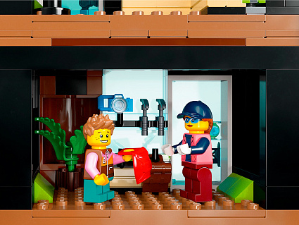 Конструктор LEGO City 60366 Горнолыжный и альпинистский центр Фото 6