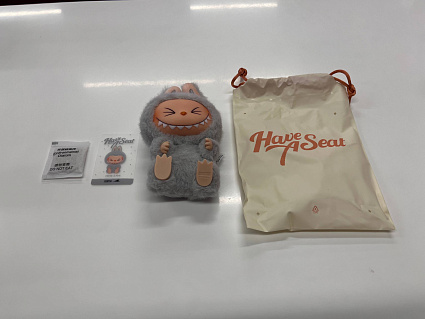 Игрушка Pop Mart Labubu The Monsters "Have A Seat" Blind Box (1 штука) Фото 5