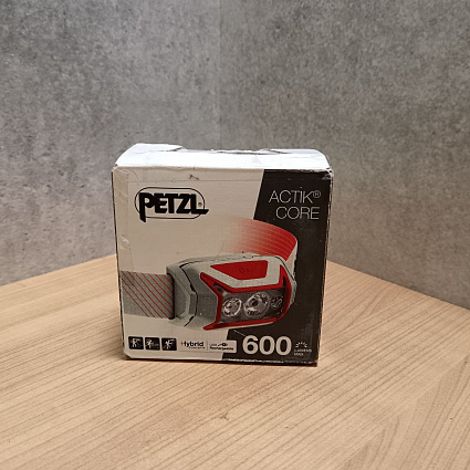 Налобный фонарь Petzl Actik Core, красный Фото 2