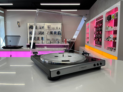 Виниловый проигрыватель Audio-Technica AT-LP60XUSB, серебристый Фото 4